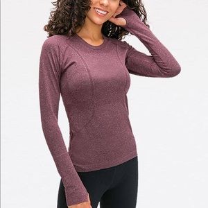 Workout Long Sleeve with Thumbholes Shirt XS